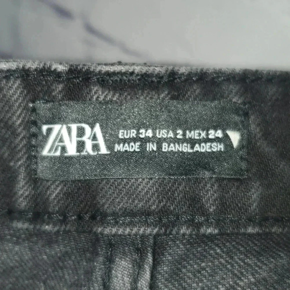 Zara Women's Relaxed Baggy Fit Button Up Black Non Distressed  Unhem Jeans Sz 2 - Picture 10 of 12